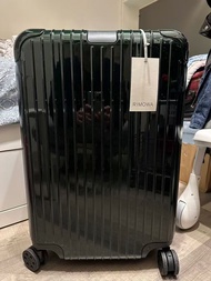 rimowa essential check in M L