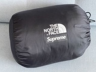 Supreme x The North Face 2017 聯名雪山羽絨被 / Supreme x The North Face Mountain Nuptse Blanket