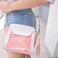 ⛄Christmas Riya Handbag Original Thailand for outing with spacious pocket and sling bag girl woman g