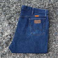 W6/44 Second-Hand WranglerFR Jeans Model 10FR13MWZ Actual Waist Measurement 44" Total Length 47.5" L