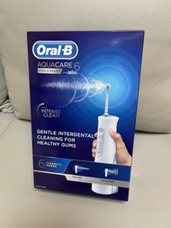 Oral-B Aquacare 6 Pro Expert 水牙線
