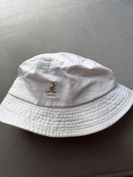 Kangol 白色漁夫帽