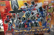 全新未開日版  TAKARA TOMY  玩具反斗城限定版 TOYSRUS EXCLUSIVITE TAKARA ENCORE TRANSFORMERS 15TH CAR ROBOT GOD FIRE
