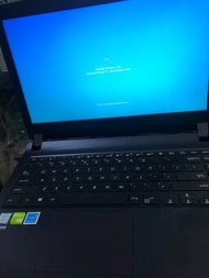 Laptop asus core i5 p1440