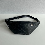 99新🆕 有購證🙌🏻 Louis Vuitton LV 路易威登 Discovery 男士黑老花腰包