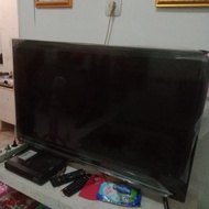 tv led sharp 40 inch second kondisi 90 %