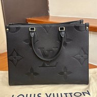 LV 黑壓紋ON THE GO MM