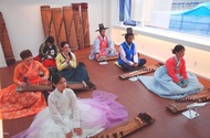 Pengalaman Hanbok dan Alat Musik Tradisional Korea
