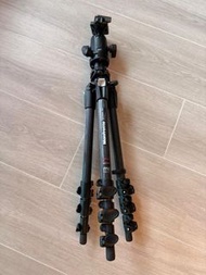 Manfrotto 190CXPRO4 Carbon Fiber Tripod
