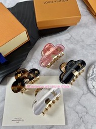 LV 髮夾 鯊魚夾 抓夾 hair clip bag accessories 可掛袋 @celefashion 禮盒裝 禮物 gift