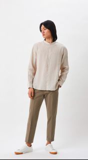 Uniqlo亞麻立領淺卡其襯衫