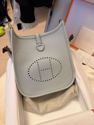 Hermes Mini Evelyne 聖杯藍 金扣