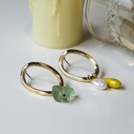 [ZANZAN ZANZAN] Two Pieces 299 Anti-Allergic Steel Needle-Asymmetrical Hollow Metal Color Stone Earr