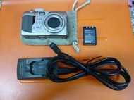 二手品相佳很少用 OLYMPUS C-70 ZOOM 日本製數位相機(非韓國製) ccd相機