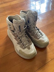 HOKA ONE ONE Sky Kaha Hiking Boots