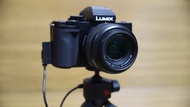 Panasonic Lumix G100 ，25mm f/1.4，手柄，M43 Vlog 4K 自拍 輕巧 evf 電子觀景器 相機 not Olympus