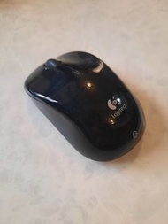 Logitech v470 藍牙滑鼠