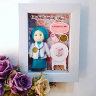 Scrapframe 3D Flannel Doll Photo Frame A5 Unique Graduation Gift