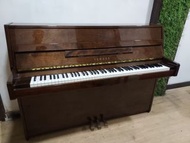 Yamaha C108 直立式鋼琴