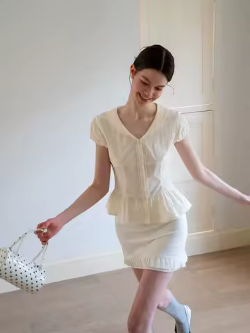 EGGKA Women's Sweet Design Short Sleeve Shirt V-neck Pleated Waist Korean Style Summer Breathable Co