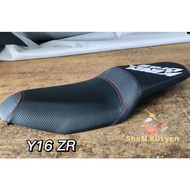 ［KING DRAG］SEAT COVER YAMAHA Y16 ZR SARUNG SEAT Y16 ZR SARUNG KING DRAG Y16ZR ORIGINAL SARUNG SEAT K