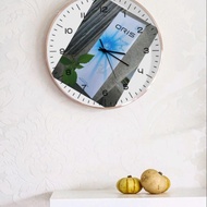 jam dingding akrilik bermotif ORIS PULSE 3MG