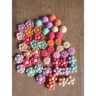 RM4.50/50 pieces : TF-810 - Resin - Bunga - Flower - 1.3 cm to 1.5 cm