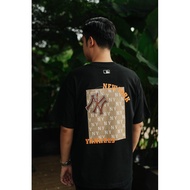 HOT MLB Korea NY Yankees Monotive Tee Black Original Authentic MLB T-Shirt/