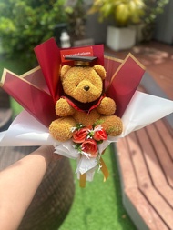 ช่อหมีบัณฑิต8-10 นิ้ว ใส่ชุดบัณฑิต เหมาะกับบัณฑิตน้อย