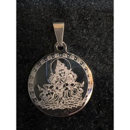 钛钢黄财神吊坠 直径3cm 钛钢黄财神吊坠