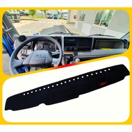 MITSUBISHIP FUSO TF8.5L 4 ton 5 5 ton truck dashboard sun protection mat, velvet and high quality ca