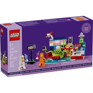 Lego 40687 Alien Space Diner Assembly Toy - Space Restaurant (Unique Item)