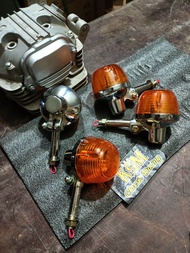 lampu sen CB200 model ORI 1set (2bj )sen cb200 besi /sen cb200 besi /lampu sen cb200/riting cb200 ri