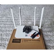 ZYXEL Dual-Band Wireless AX1800 Gigabit Ethernet Gateway EX3220-TO