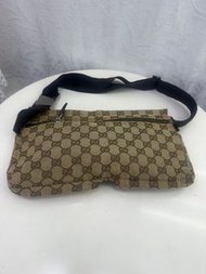 Gucci GG Supreme 腰包