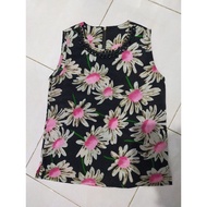 Preloved Daisy Necklace Tank Top