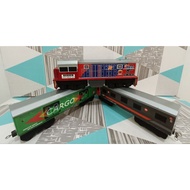 Miniature Train Locomotive CC201 Year 1998 + 2 Carriages - MINIATURE WOODEN TRAIN SURABAYA