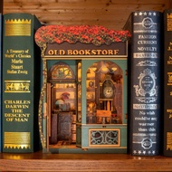 Book Nook Assembly Model "Old Bookstore"