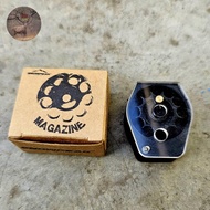 Magazine Greyhound P35 Original