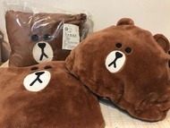 Line Friends 熊大 毛毯 抱枕 造型毛毯 早型披肩