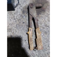 Genuine Japanese retractable pliers exactly like the picture. I V retractable pliers exactly like th