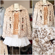 [2hand_thrift] Liz Lisa M furJacket bust 90 length 55!!️The shirt is stained due to the leather stra