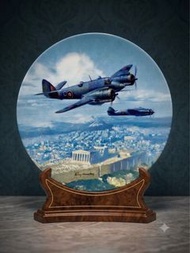 Royal Doulton 皇家道爾頓 "Victory Pass Over Athens" 限量紀念瓷盤，Roy Huxley 簽名，編號 840A
