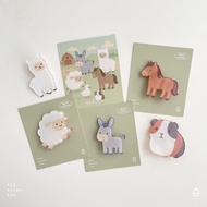 Red Daughter 〔 Farm Animal 〕 Animal Pin Pin Brooch Badge Badge Small Badge Cute Pin Badge Pin Small 
