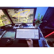 Logitech G913/G915 and G915X (G915 X) Linear Lightspeed Wireless RGB TKL Mechanical Keyboard (White)