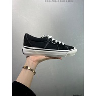 Vans Classics Knu Skool Sneakers