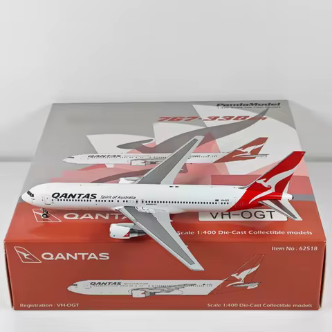 Diecast 1:400 Scale Alloy Qantas B767-300 VH-OGT Airplane Model Classic Finished Static Collection O