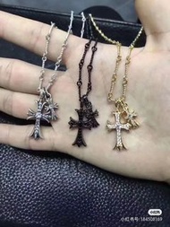 Chrome hearts 🔻雙十字架項鍊套鏈 女生男生上身超美潮酷的一款項鍊