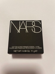 NARS 光感煥彩柔霧蜜粉餅