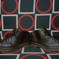 dr. martens  vintage monkey boots  8A32 size 6 original made in england